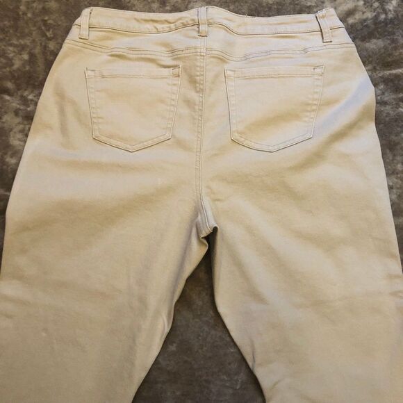 Lane Bryant Khaki/Tan Colored Side Slit Cropped Jeans Size 16 - Picture 8 of 9